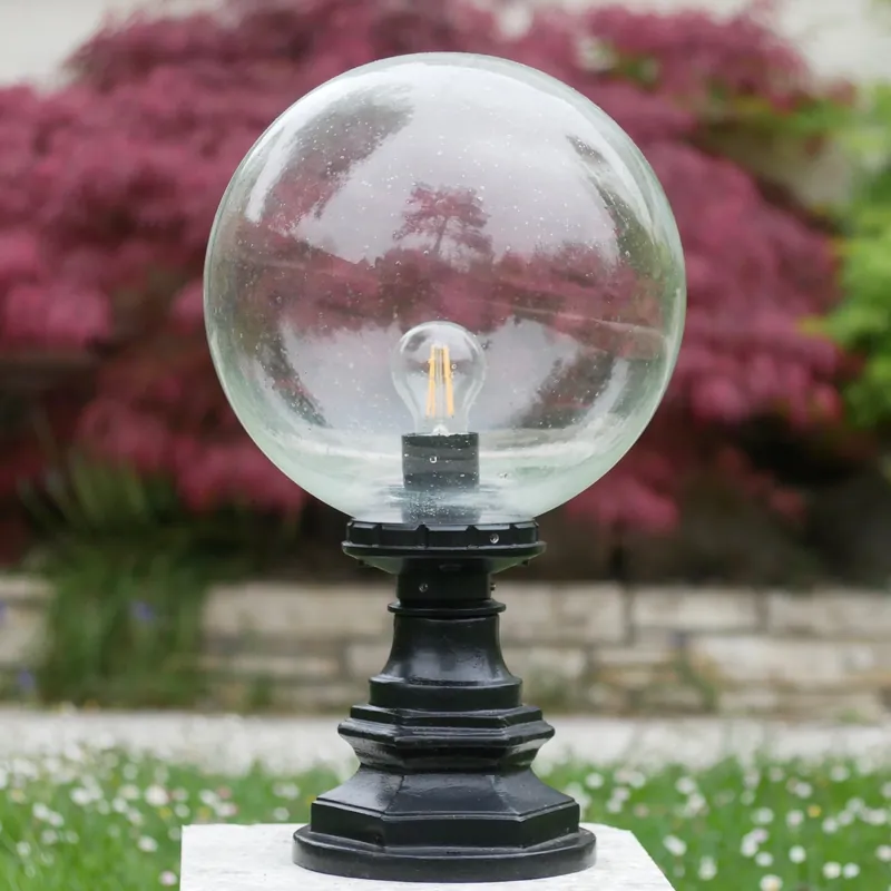 Klassische Gartenleuchte mit Echtglas-Kugel CYPR TL 250 Sofort Bestellen